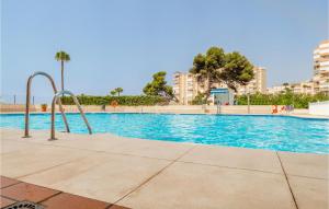 Πισίνα στο ή κοντά στο Stunning Apartment In Torrox Costa With House Sea View