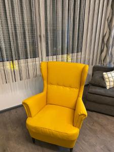 A seating area at Kathis Juwel