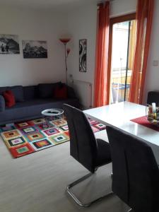 Posedenie v ubytovaní Apartments Oberhollenzer