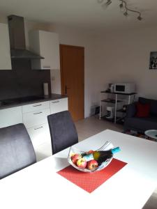 Kuchyňa alebo kuchynka v ubytovaní Apartments Oberhollenzer