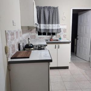 Gallery image of Portsmouth Palace A Cozy Home away from Home in Portmore