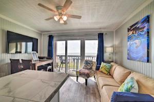 Oceanfront Corpus Christi Escape with Community Pool