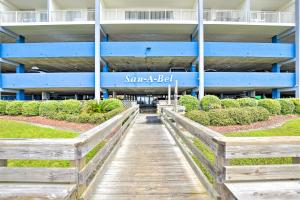 North Myrtle Beach Condo with Balcony and Views!