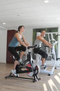 Spordikeskus ja/või sportimisvõimalused majutusasutuses Hotel Ifinger