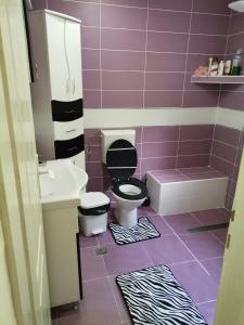 Un baño de Kuca za odmor Simic
