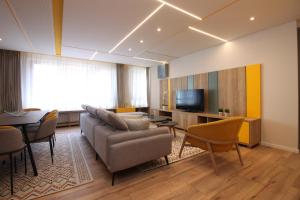 TV a/nebo společenská místnost v ubytování Sarajevo Daily Apartments