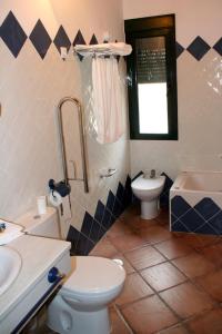 Un baño de La Mina Rural Casas con encanto