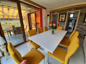 A seating area at Mountain Villa near Bansko