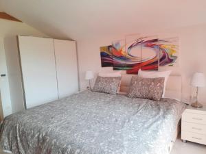 A bed or beds in a room at Mountain Villa near Bansko