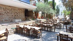 Gallery image of Akontisma in N&eacute;a Karv&aacute;li