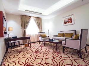 Фотография из галереи Seafront Hotel Al Shatea в городе Джидда +70 фотографий