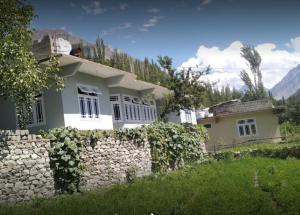Gallery image of Diran Peak View hotel in Mināwar