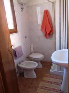 A bathroom at Canne Al Vento