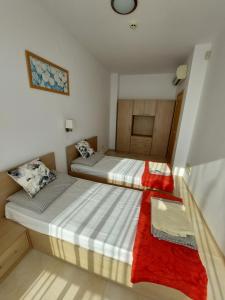 Кровать или кровати в номере Fantastic Sea View Sun village Byala