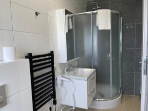 Ванна кімната в Helgrindur Guesthouse