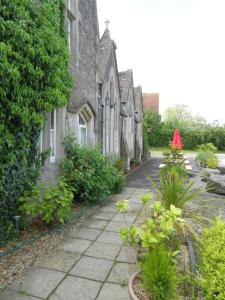 Gallery image of Schoolhouse Restaurant and Hotel in Swindon