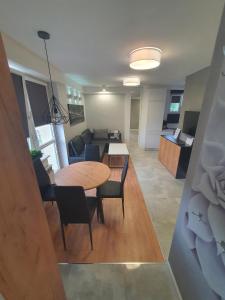 Posedenie v ubytovaní JDK Apartamenty Mickiewicza 34m2 4-osobowy