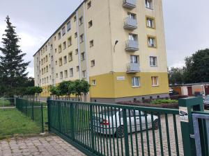 Budova, v ktorej sa apartmán nachádza