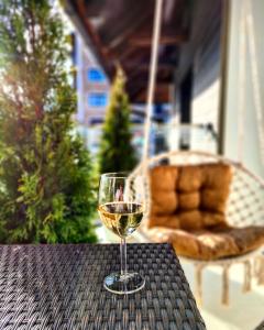 Aralux apartman Zlatibor italokat is kínál