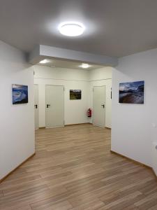 Зображення з фотогалереї помешкання Helgrindur Guesthouse у місті Грюндарфьордюр