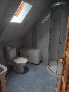 Ванна кімната в Chata Javorina