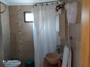 Koupelna v ubytování Casa Campo + 37 fotografií