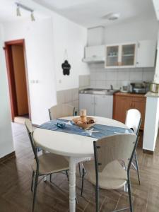 Gallery image of Apartments and Rooms Marica in Makarska
