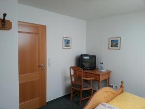 TV a/nebo společenská místnost v ubytování Landgasthaus Hesse