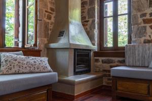 Posedenie v ubytovaní Helene Eco Luxury Villa