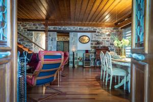Posedenie v ubytovaní Helene Eco Luxury Villa