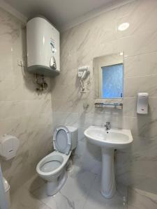 Ванная комната в Коворкинг-резорт ololoAkJol