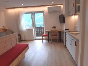 Kuchyňa alebo kuchynka v ubytovaní Haus Talblick "Wallbug" Ferienwohnung 1