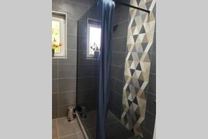 Koupelna v ubytování Lep apartman TARA -Kremna + 20 fotografií