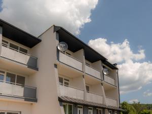 Budova, kde se aparthotel nachází