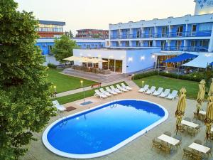 Bazén v ubytování Hotel Senec Aqua Resort - Family friendly nebo v jeho okolí