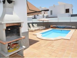 Gallery image of Beautiful and luxurious villa with heated pool and free Wi-Fi in Playa Blanca. in Playa Blanca