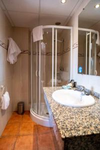 Koupelna v ubytování Hotel Castellote