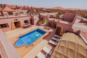 Πισίνα στο ή κοντά στο Hassilabiad Appart Hotel