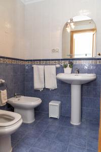 Łazienka w obiekcie Apartamentos A Laxe