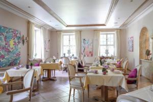 Χώρος καθιστικού στο Villa Adolphine