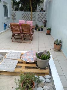 A patio or other outdoor area at Pomegranate apartment