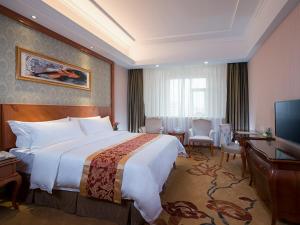 Μια τηλεόραση ή/και κέντρο ψυχαγωγίας στο Vienna Hotel Chaoyang High-Speed Train Station