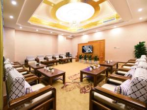 Χώρος καθιστικού στο Vienna International Hotel Changsha Ziwei Road