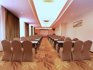 Χώρος καθιστικού στο Vienna Hotel Shenzhen Gongming Bus Station +4 φωτογραφίες