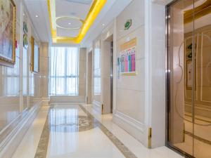 Fotografie z fotogalerie ubytování Vienna Hotel Hubei Xiangyang Tanxi Road v Siang-jangu