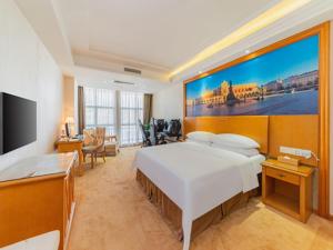 Gallery image of Vienna Hotel Shiyan Guangming Road in Bao'an