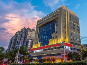 Gallery image of Vienna Hotel Guangxi Guilin in Guilin