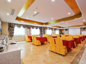 Χώρος καθιστικού στο Vienna Hotel Nanjing Pukou Middle Puzhu Road