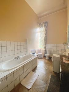 Gallery image of B&B Chateau de Villersexel in Villersexel