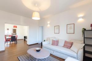 Posedenie v ubytovaní JOIVY Spacious Family Apt for 4, in Carignano, Genoa
